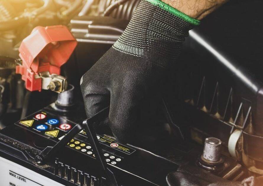 Car Battery Replacement in Al Quoz 3, Dubai