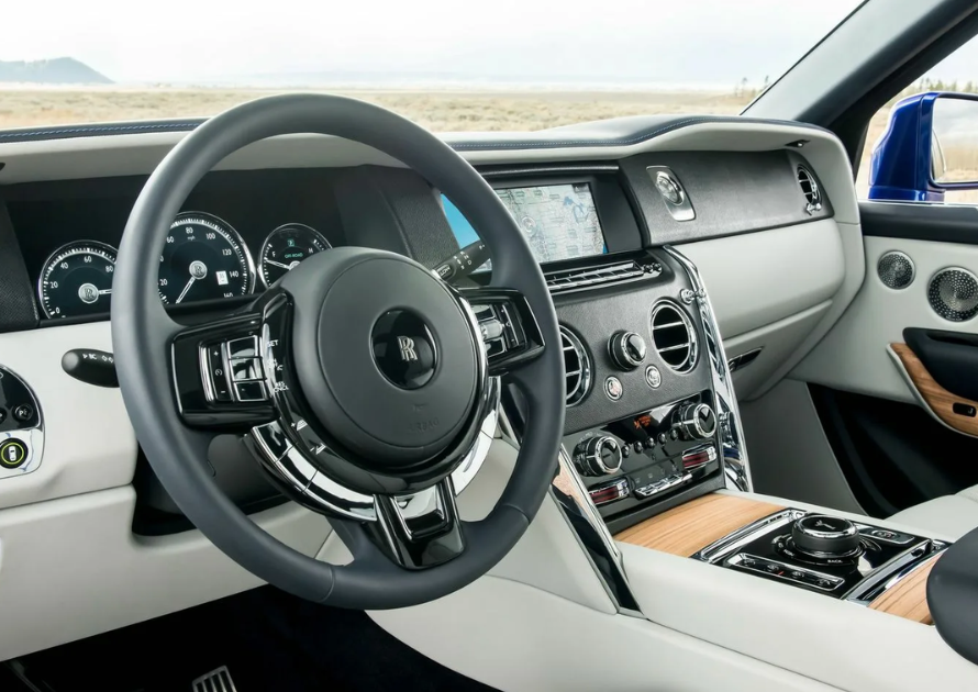 Rolls Royce Service Center in Dubai