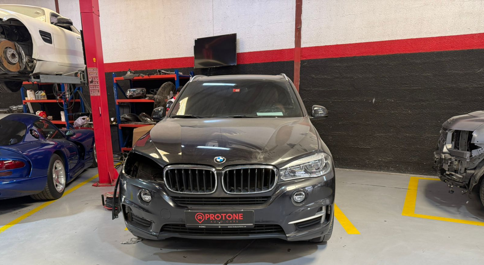 BMW X6 Oil Change in Dubai at Protone Auto Care